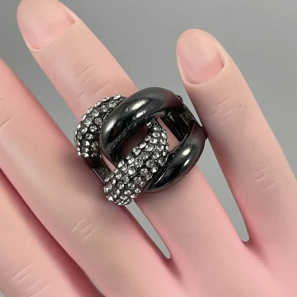 Black Ring Stretch Band Rhinestone Statement Knot Design Adjustable